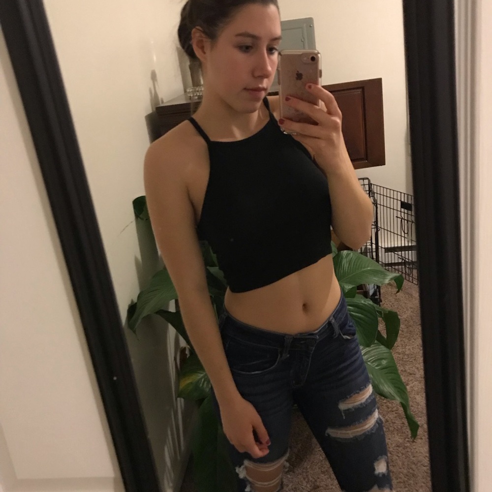black crop top